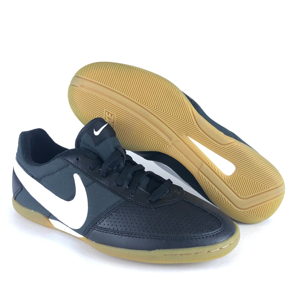 Nike Davinho Indoor Soccer Shoes Black White Mens